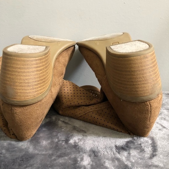 𝅺AMERICAN‎ Eagle suede ankle boots size 9 - Picture 7 of 9